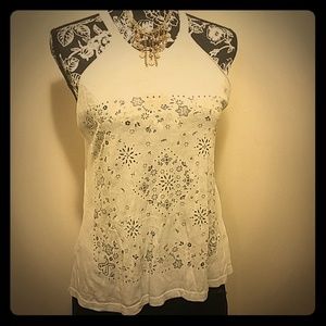 White flower tank top